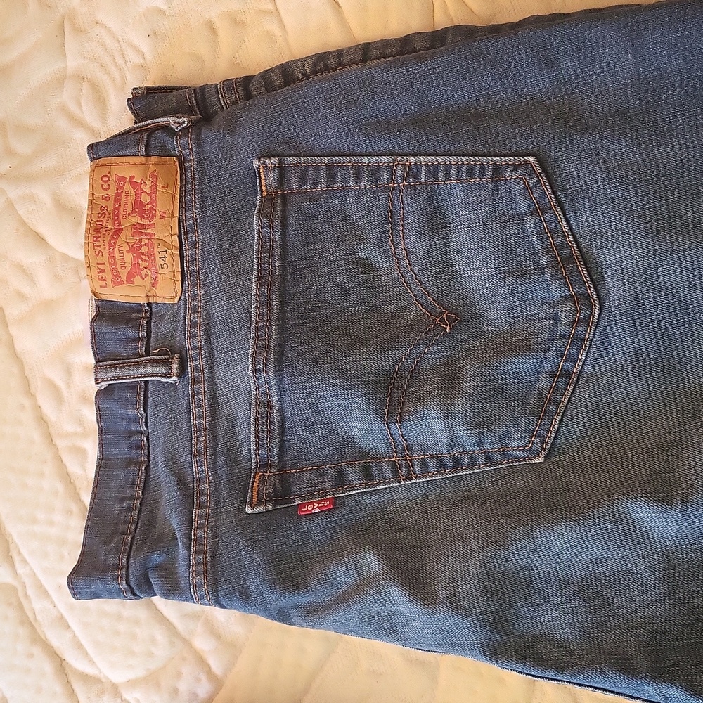 Levis size 44x30